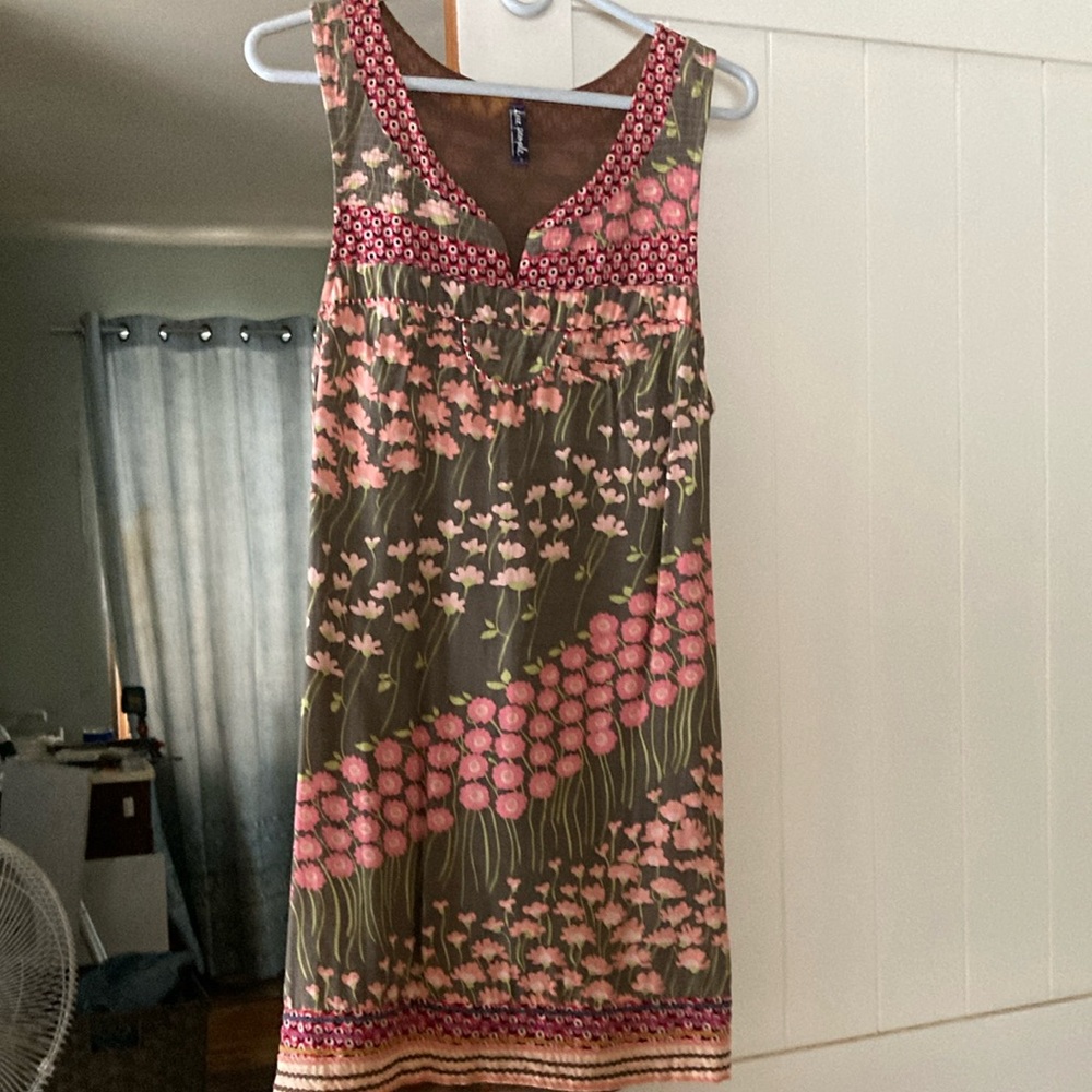 Brown and Pink Sleeveless V-Neck Midi Sundress